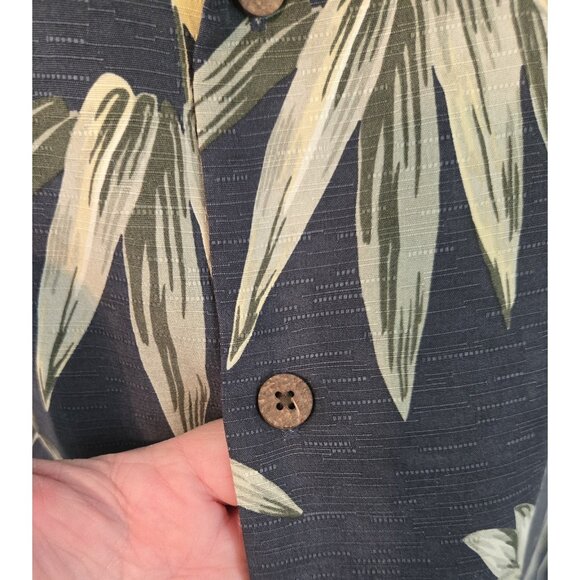 Tommy Bahama 100% Silk Pineapple & Palm Short Sleeve Shirt Men's Large Blue - Picture 4 of 9